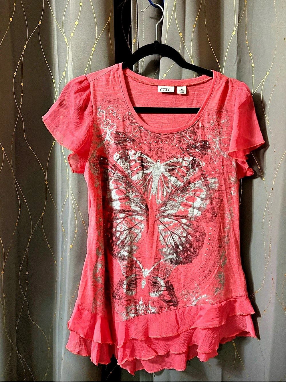 CATO Ruffled Short Sleeve Top in Pink Size Medium